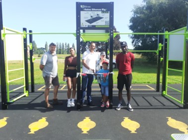 Ranger Andy with Sienia, Cllr Jefferies, Kim, Jahiem and Junior. 