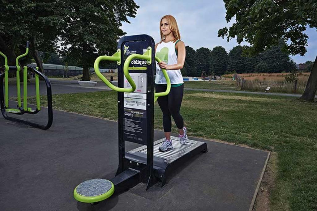 Treadmill / Oblique The Great Outdoor Gym Company